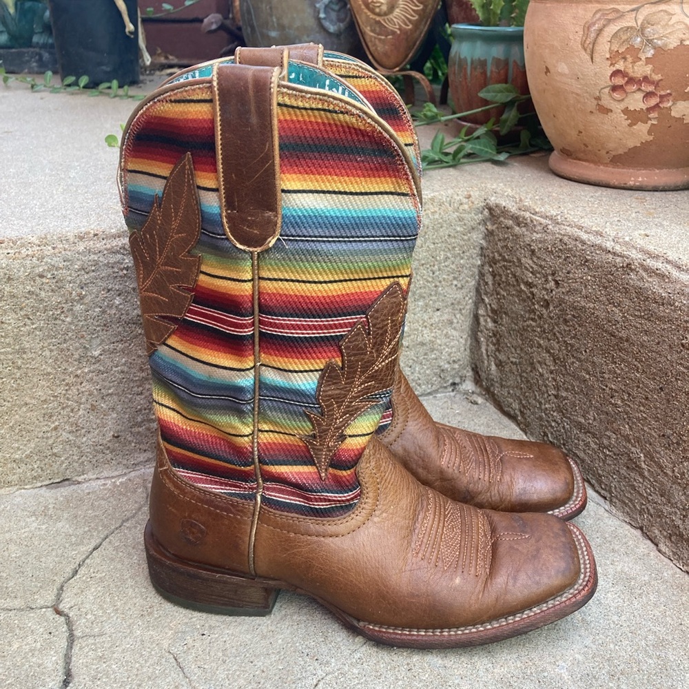 Ariat Leather Circuit Feather Boots Women’s Size 8 B Striped Southwest Cowboy